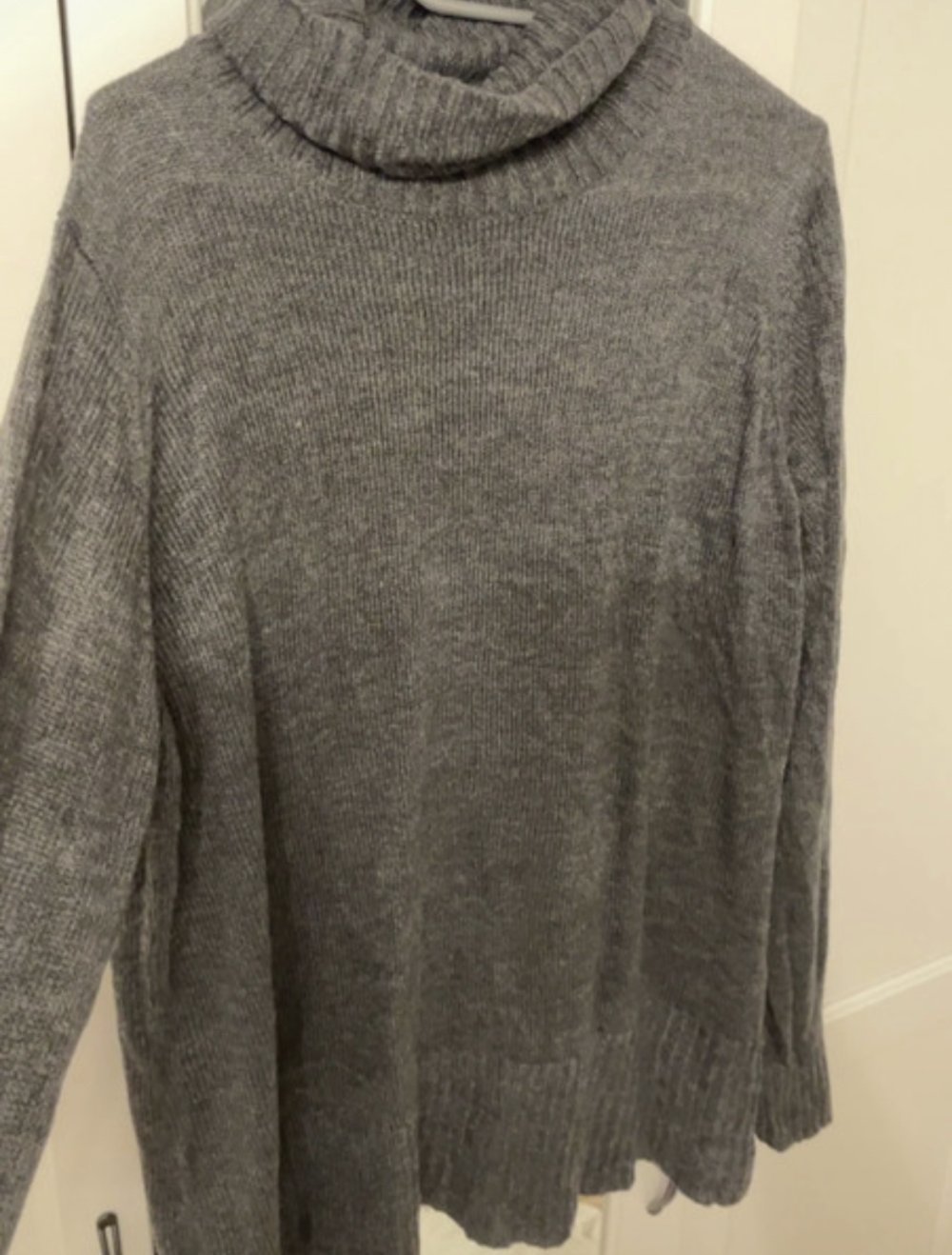 dünner Strickpullover