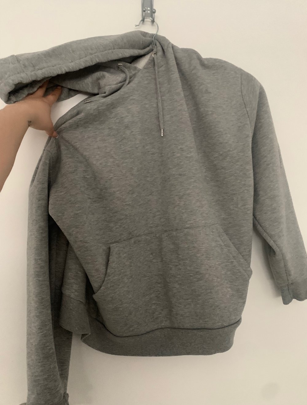 Grauer Basic Pullover