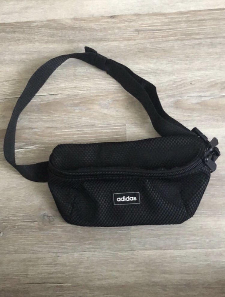 Handtasche