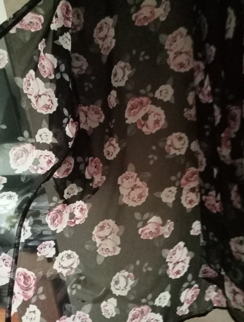 Cardigan Rosen leicht