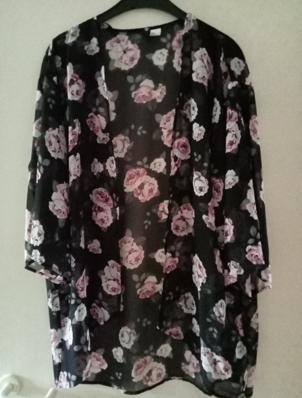 Cardigan Rosen leicht