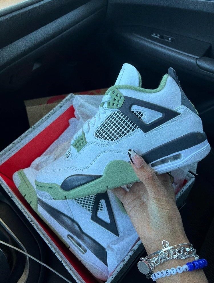 Jordan 4