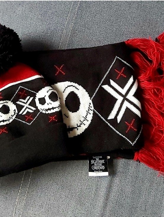 Disney/ Nightmare before Christmas/ Schal/ Mütze