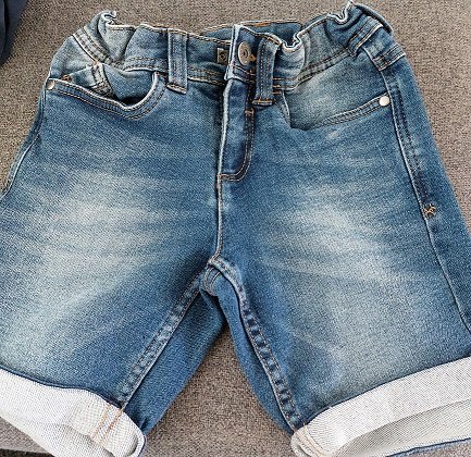 Jeans kurz  Grösse 116