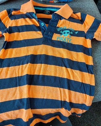 SweatShirt mit Piraten-Aufdruck Grösse 116
