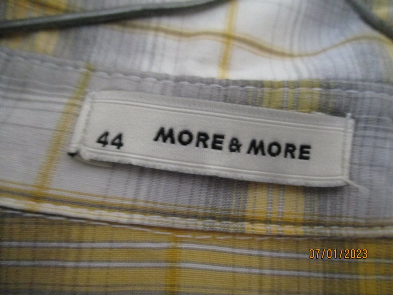 Bluse Größe 44