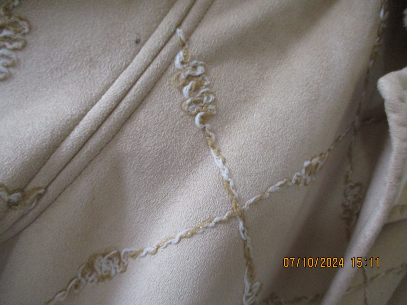 beige Winterjacke Größe 42