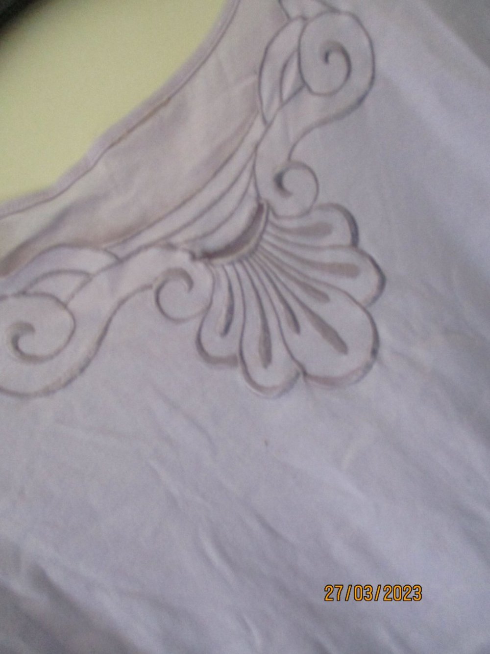 T-Shirt Größe 44