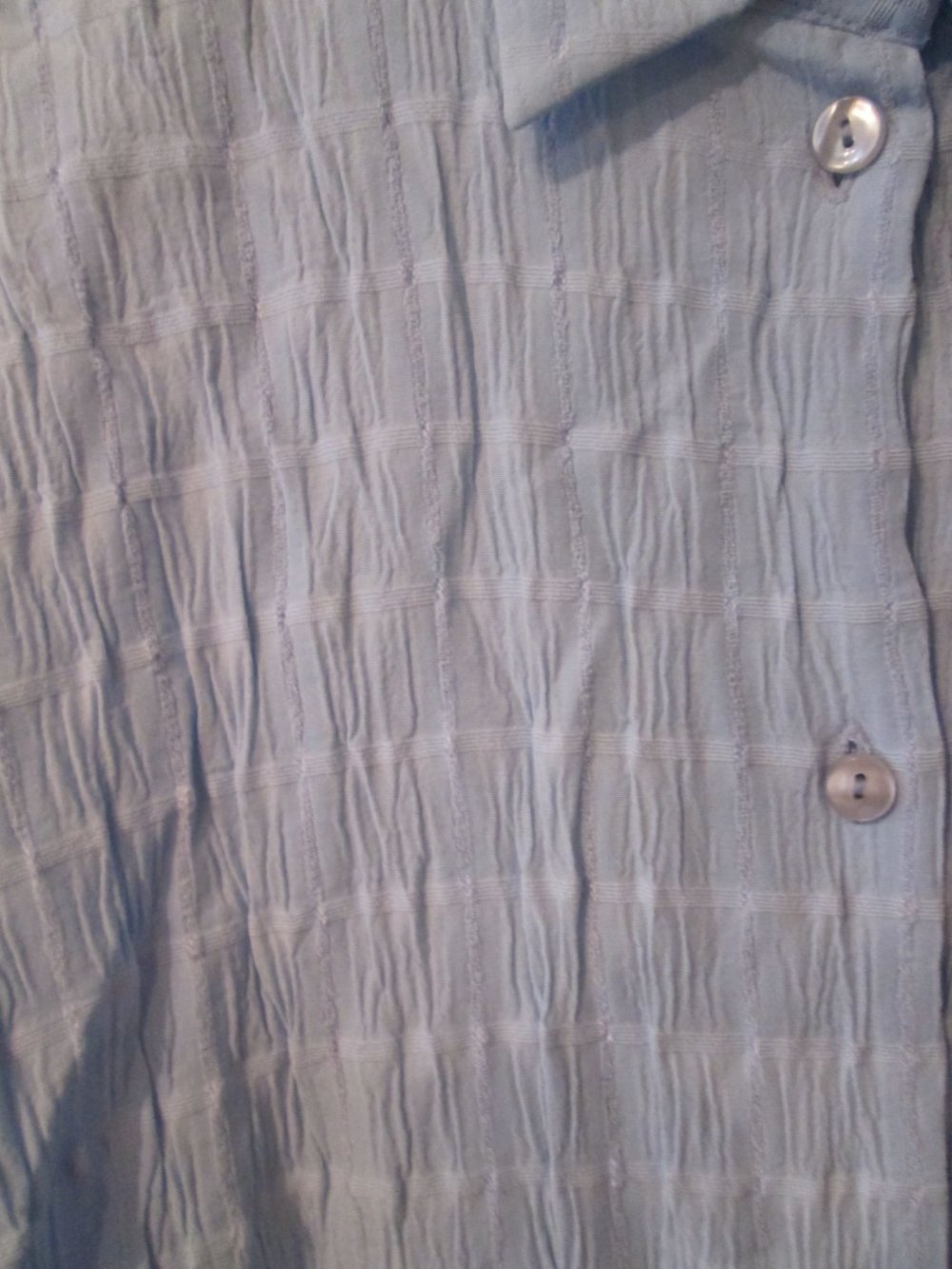 hellblaue Bluse