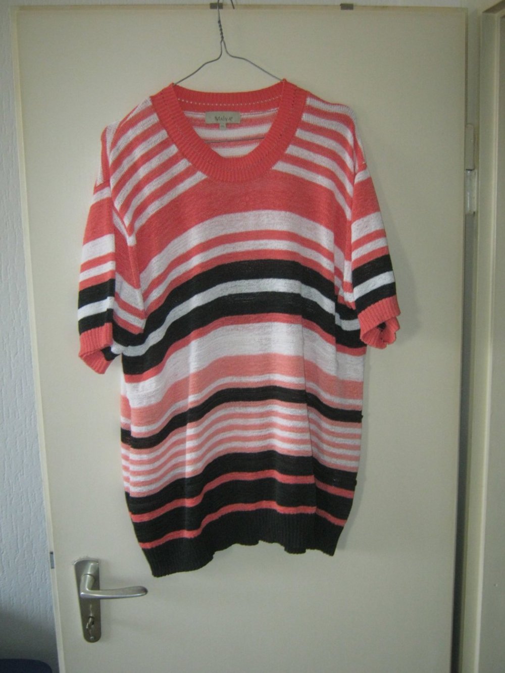 gestreifter Kurzarm-Pulli
