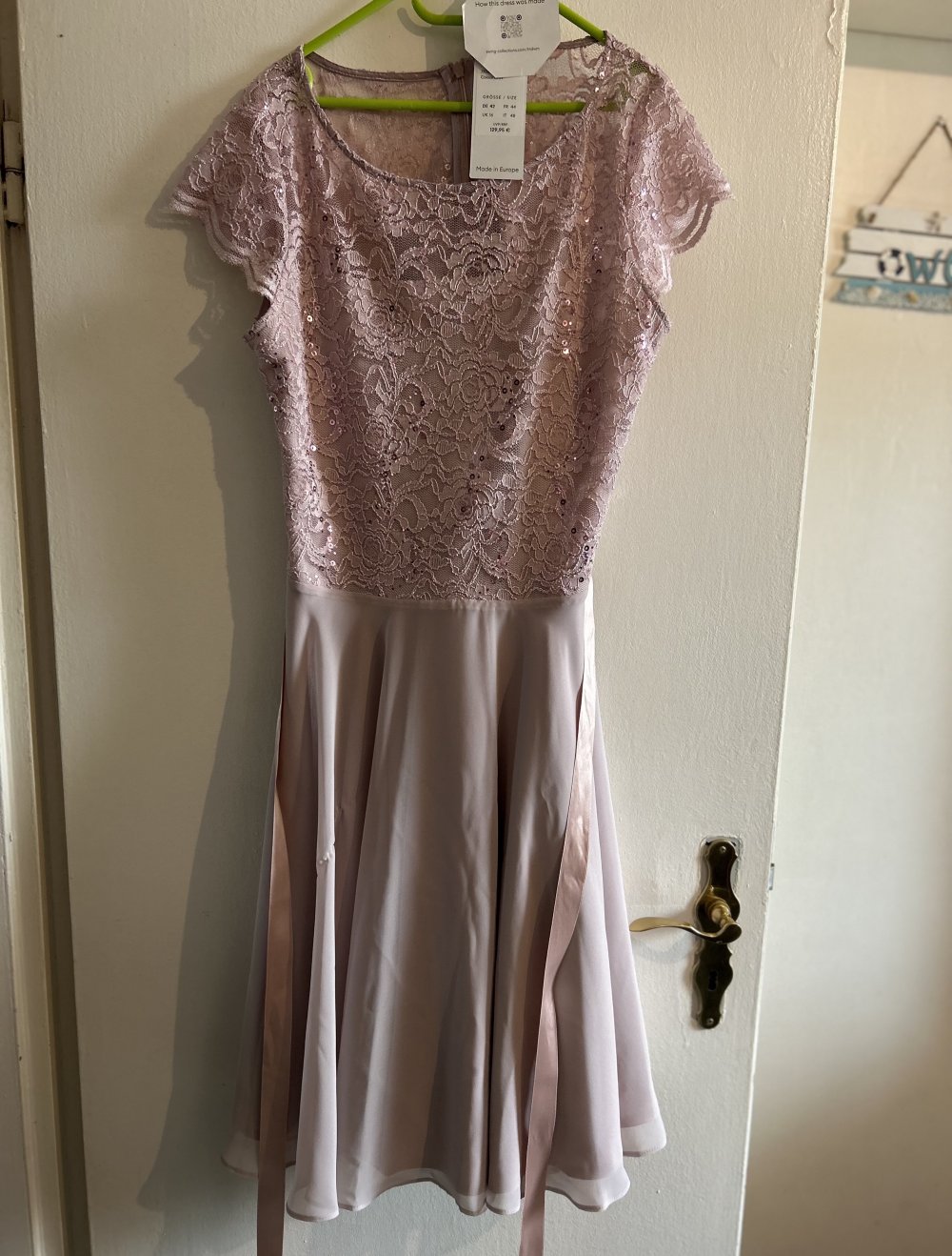 Damenkleid