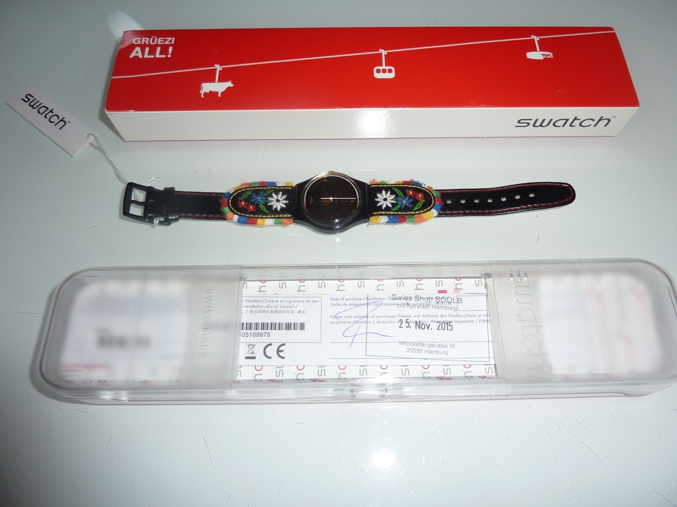 NEU swatch Damen Uhr grüetzi all Damenuhr Lederarmband NEU
