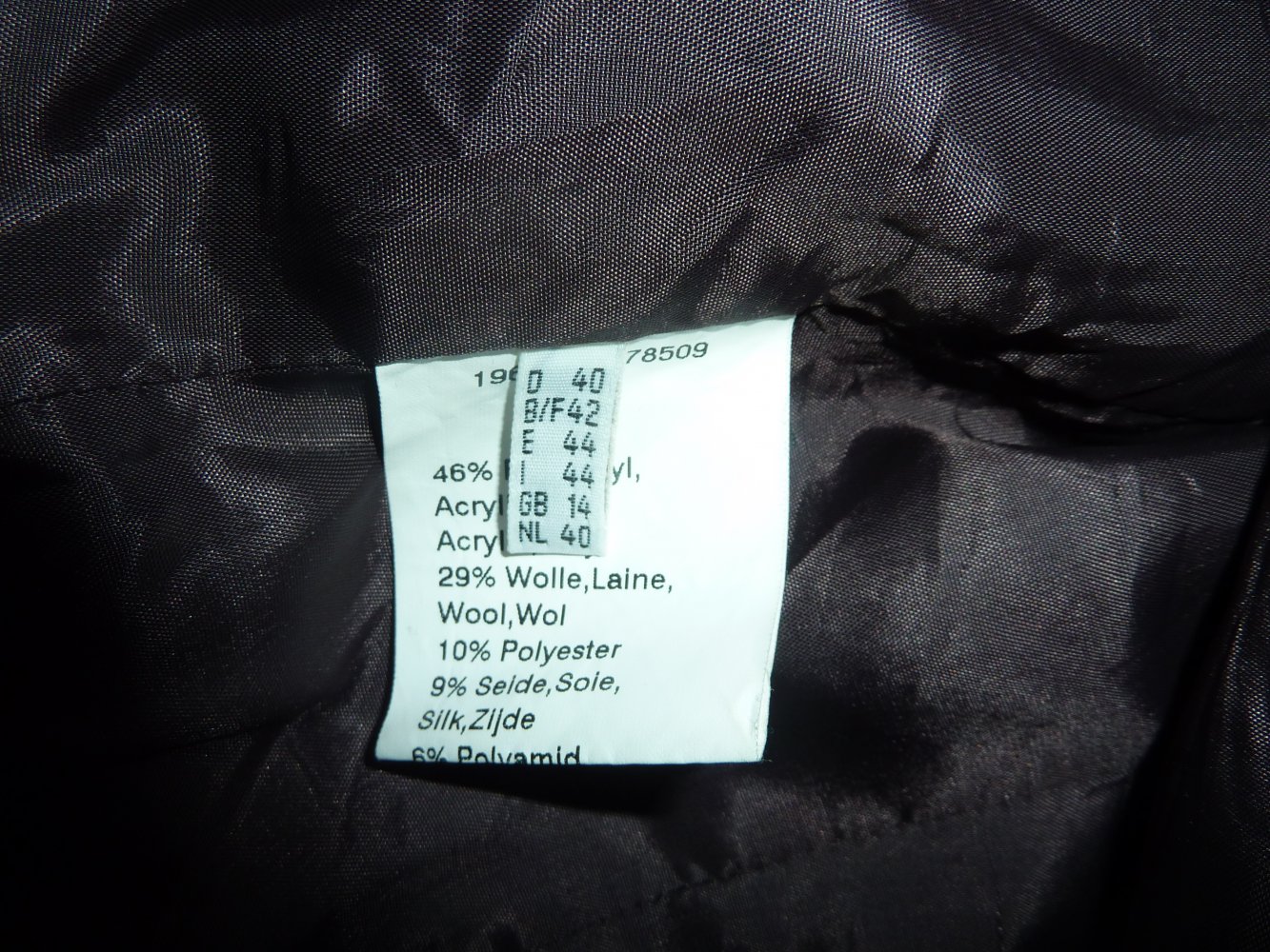Damen Jacke 40 M Blazer schwarz Kurzjacke Kurzblazer mit etwas Wolle
