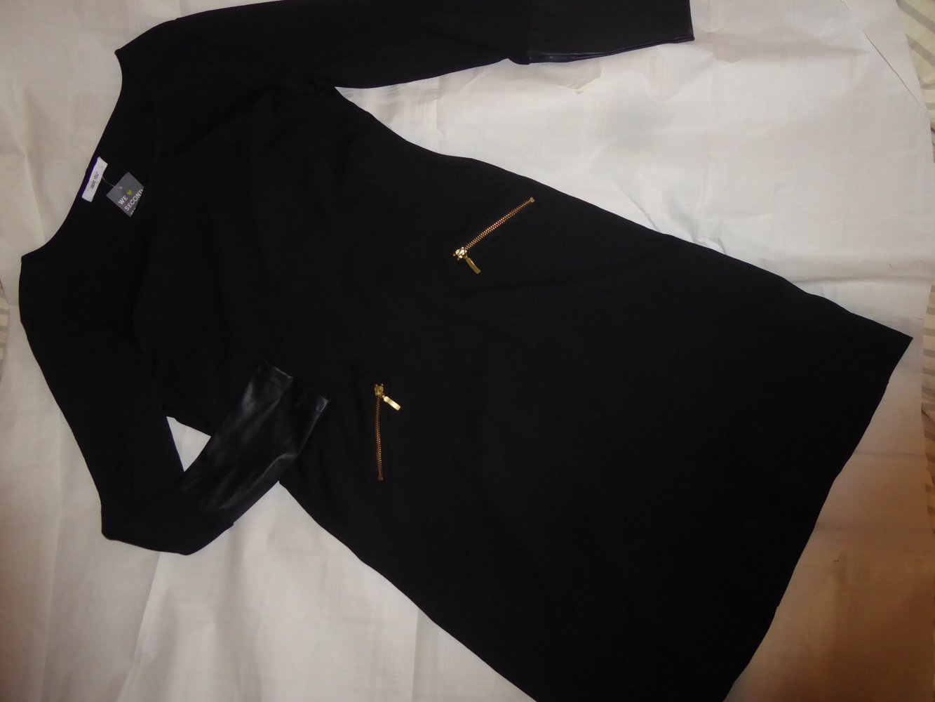 KLeid neu 40 M 42 L Coctailkleid About YOU schwarz mit Viskose Kofferkleid Stiefelkleid