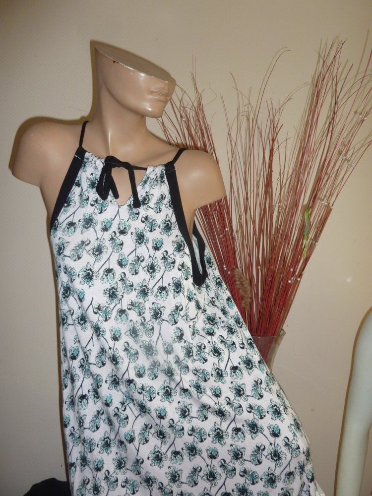 Kleid NEUwertig L 40 42 Sommerkleid Kofferkleid Strandkleid Viskose
