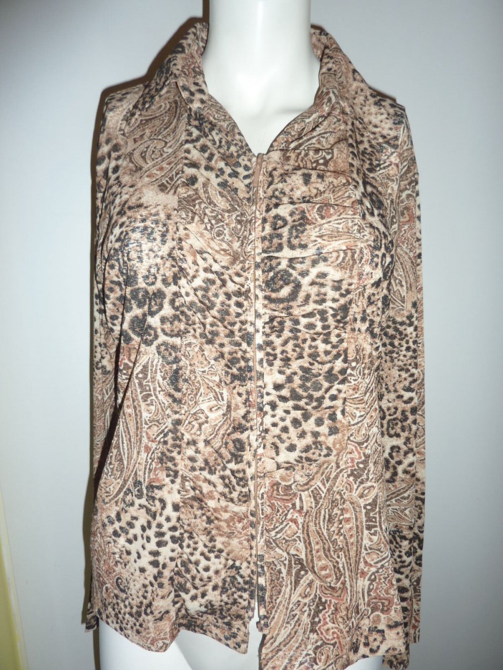 Shirt Bluse Gr. 44 L braun Leo Look Jacke langarm kein Cardigan Jerseyshirt