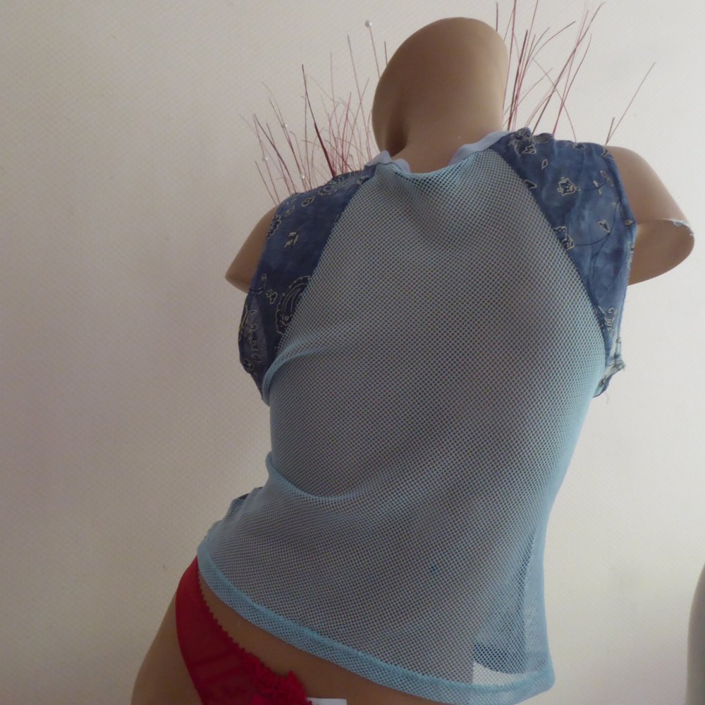 Top Shirt Sommertop Dress IN 40 M blau türkis hinten Mesh ärmellos