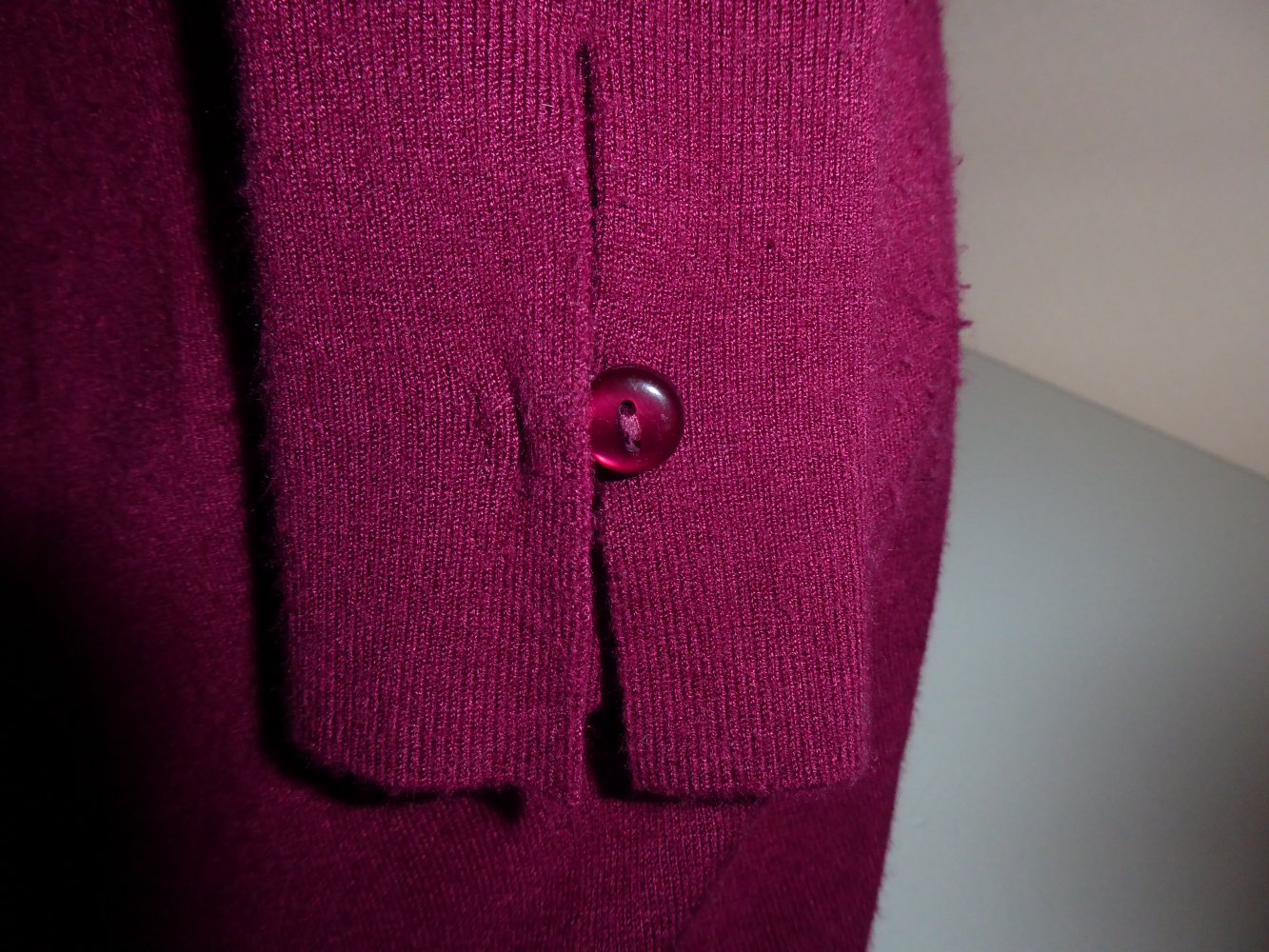 Damen Strickjacke lang L wie M 40 APANAGE weinrot Feinstrick Longjacke Cardigan