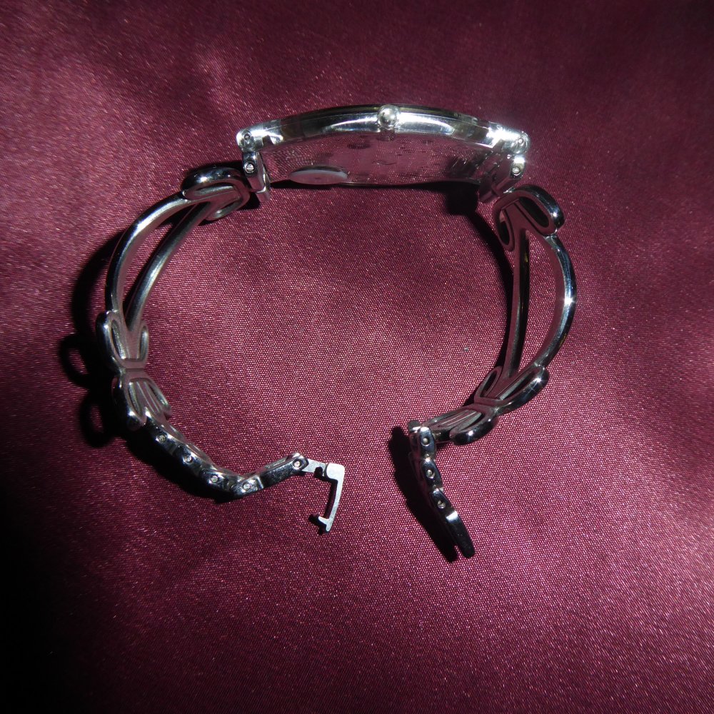 Damen Swatch Uhr Damenuhr filigran flach silber Armbanduhr
