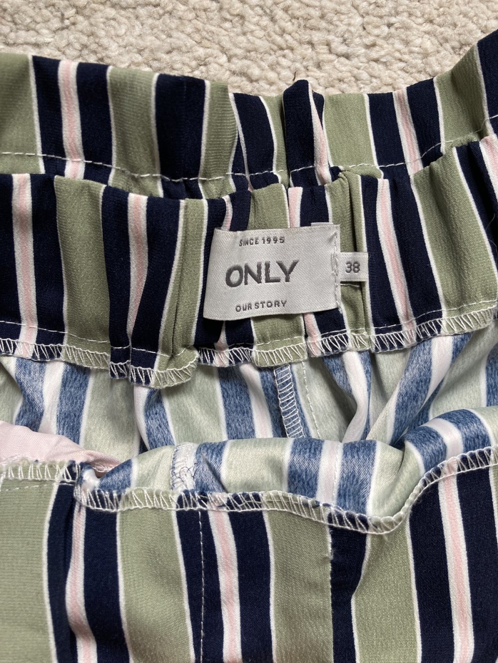 Stoffhose gestreift 