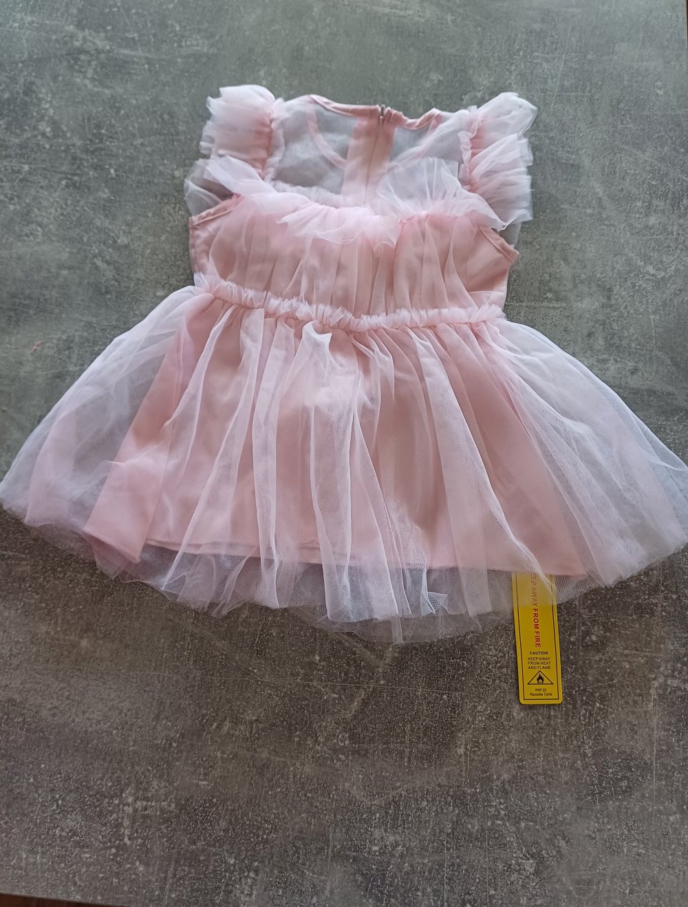 Kleid mit Tüll