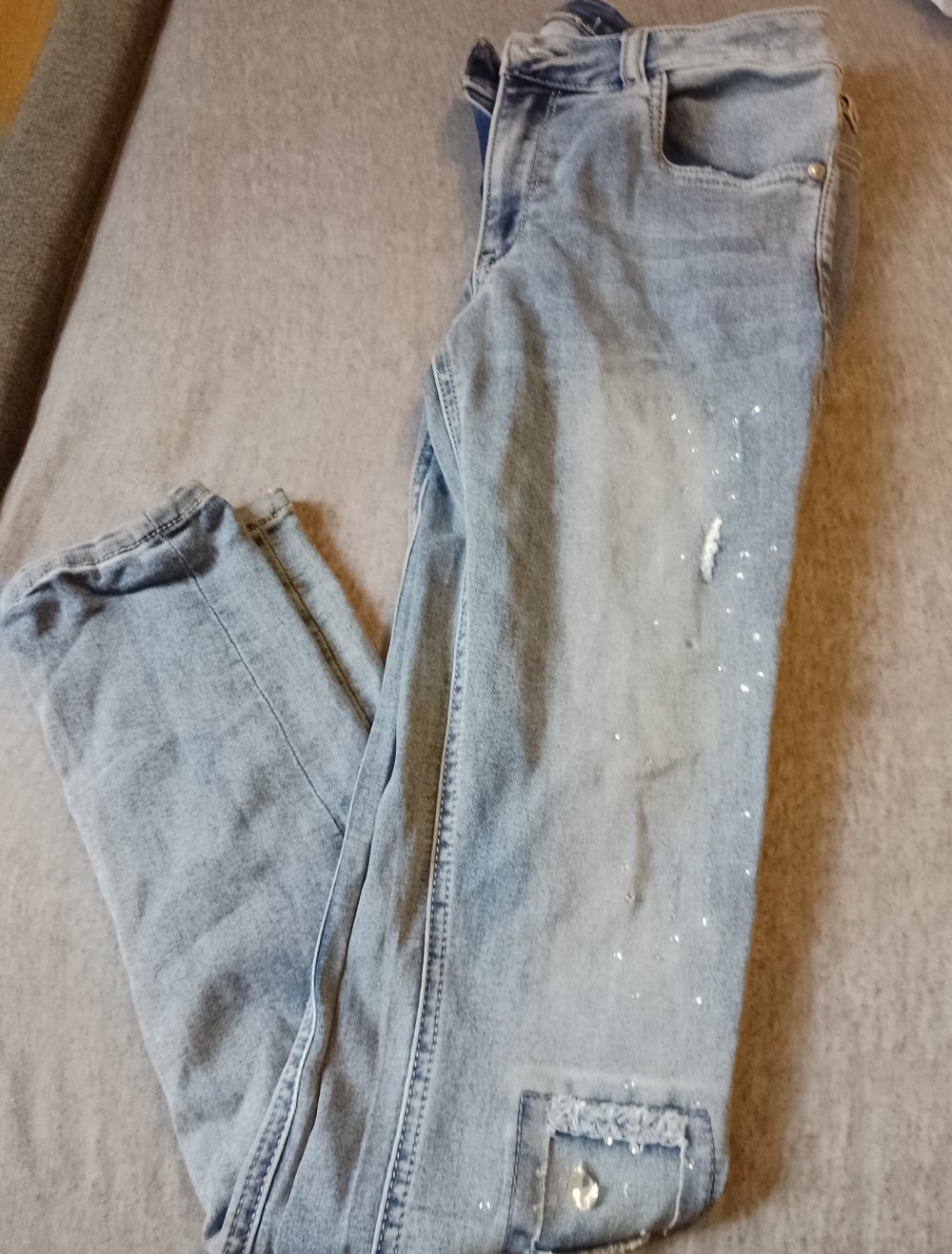 jeans
