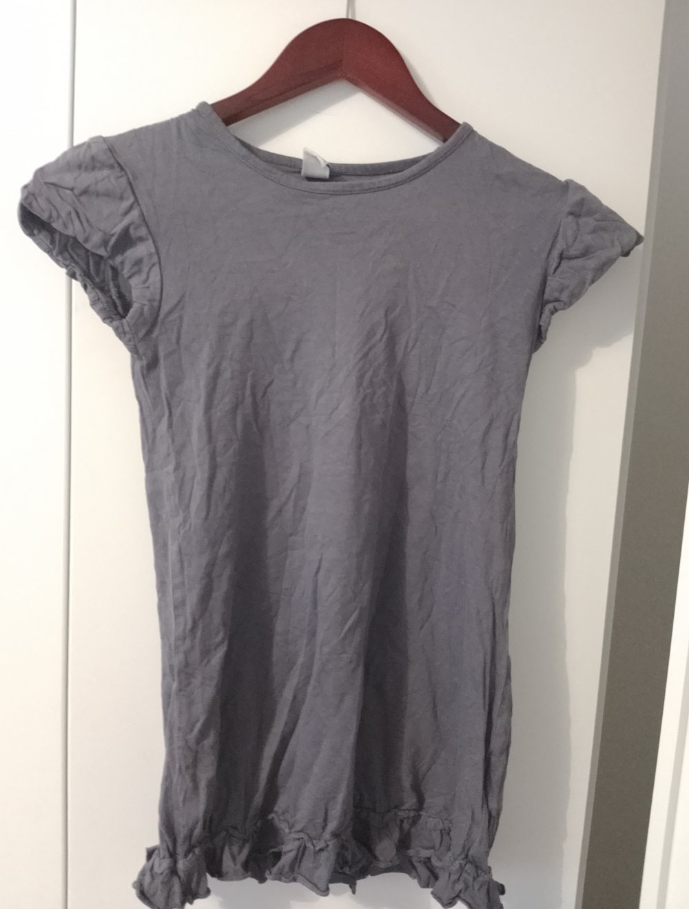 Kleid Gr. 140