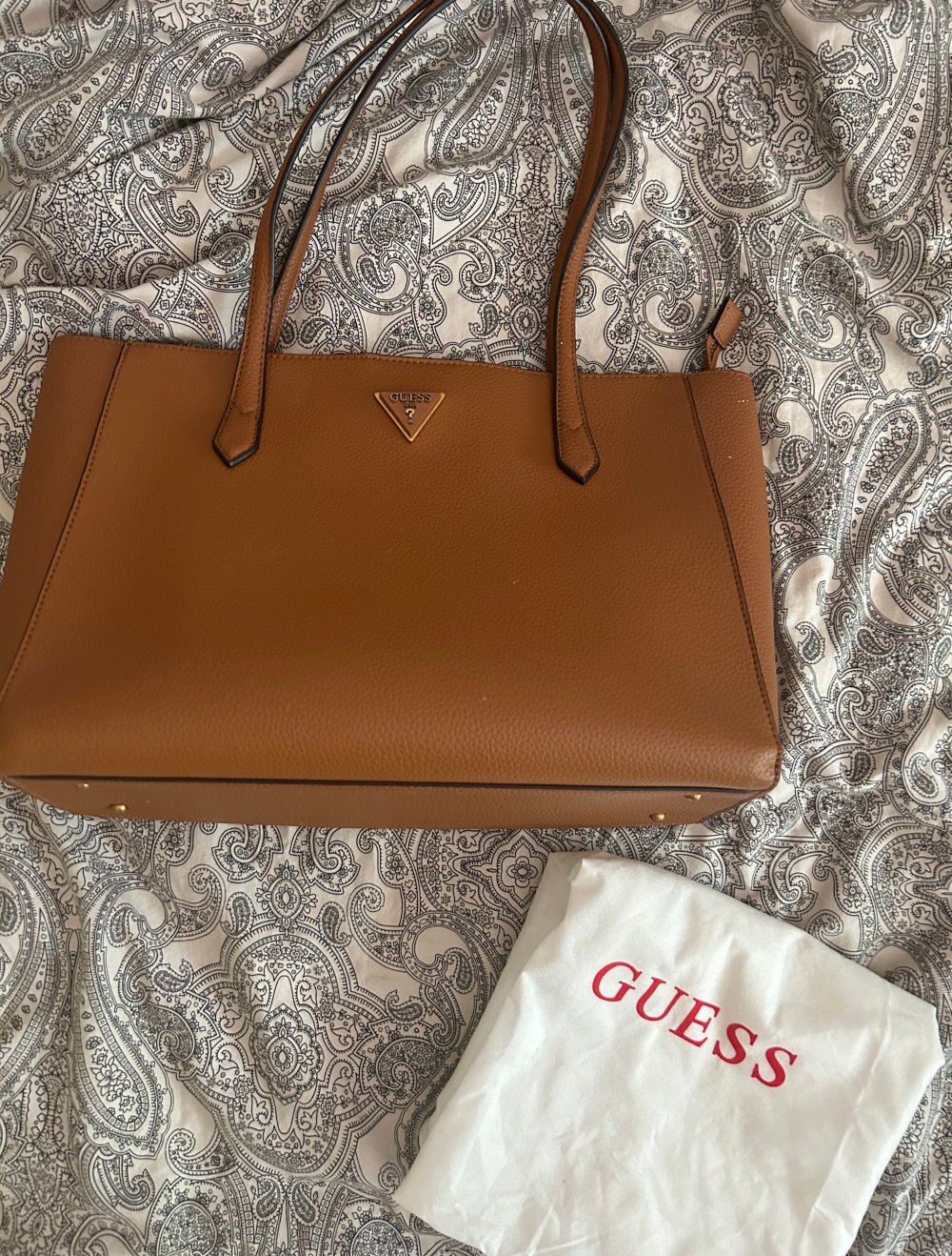 Guess Handtasche inkl Stoffbeutel