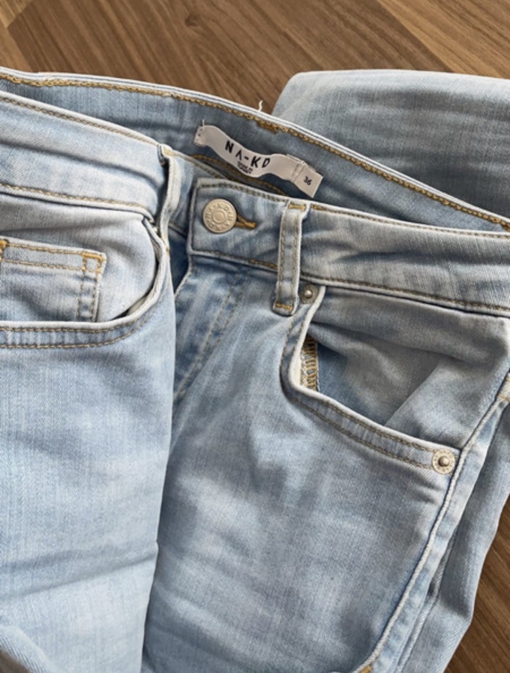NA-KD Skinny Jeans