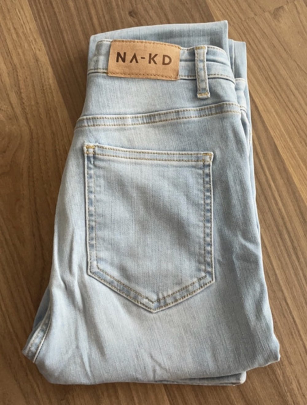 NA-KD Skinny Jeans