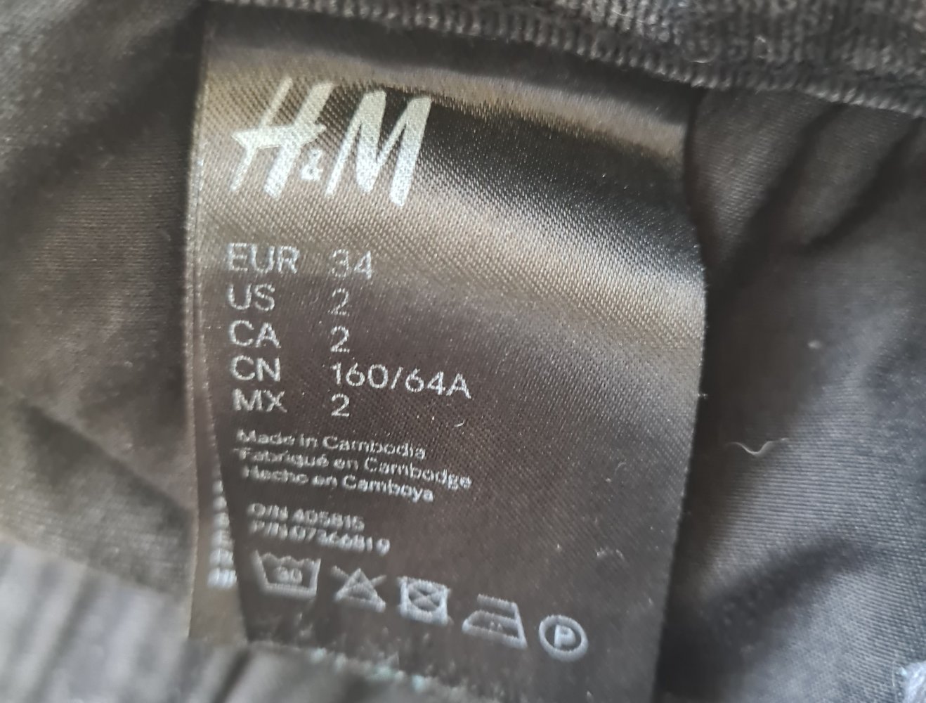 Kurze Jeanshose