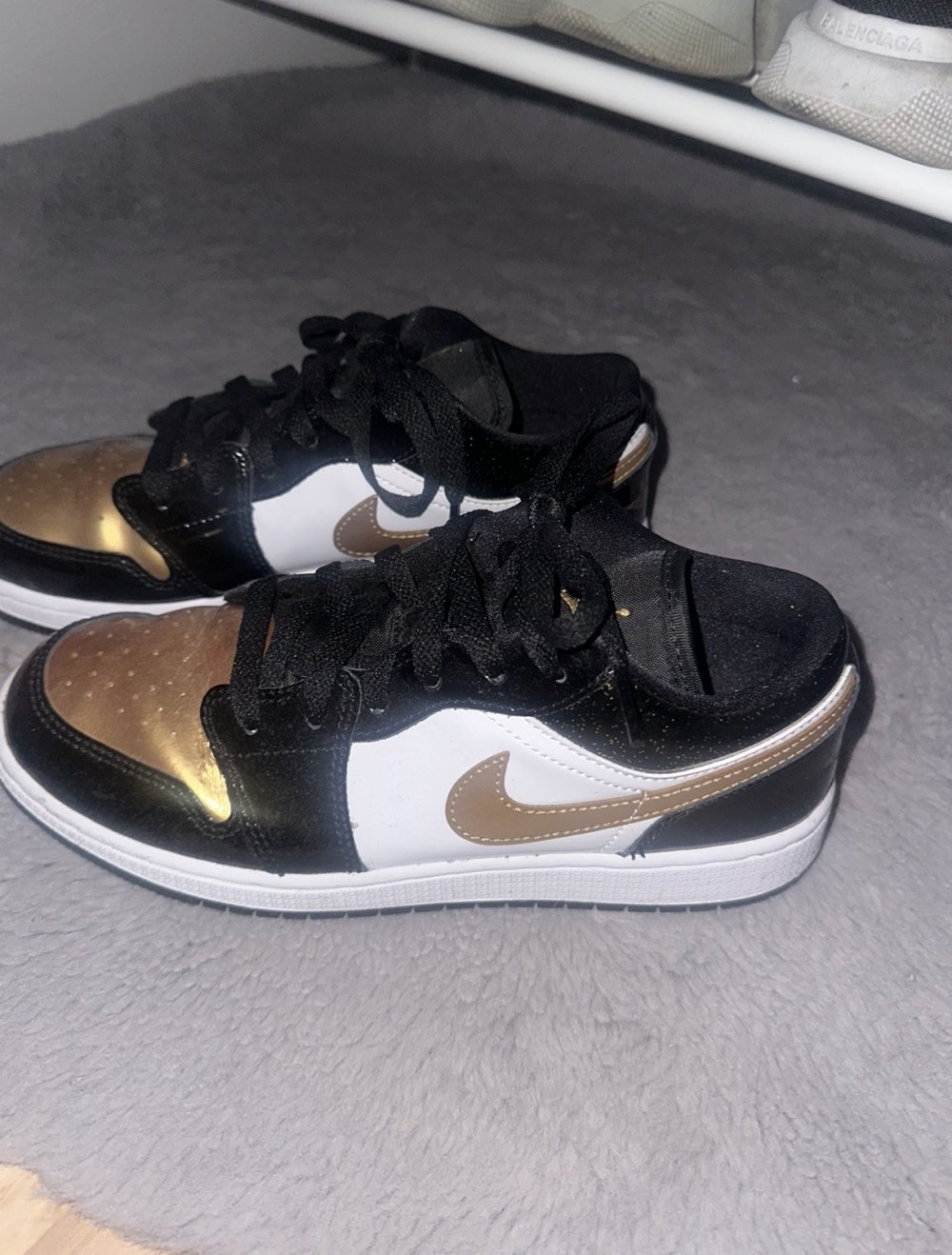 Jordan 1 los Gold schwarz 39