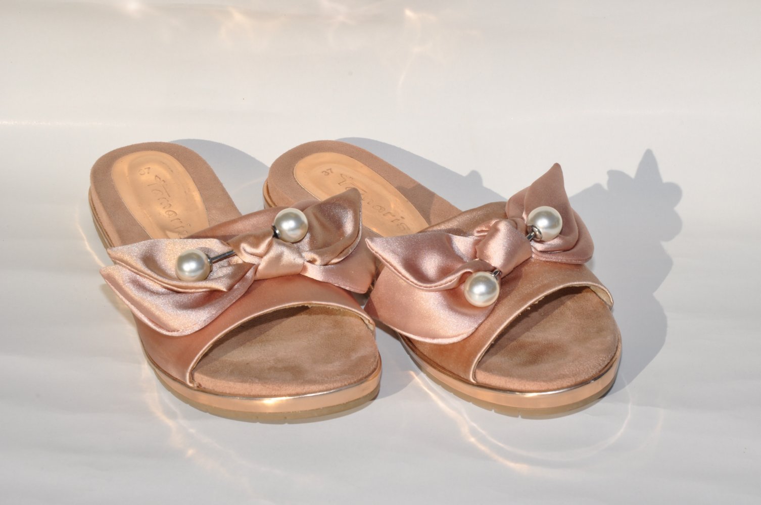 TAMARIS PANTOLETTEN 37 BEIGE