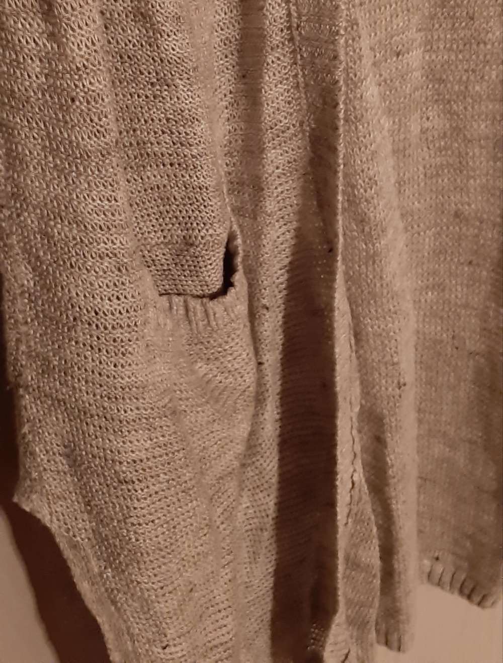 grau-beige ärmellose Weste von s.Oliver