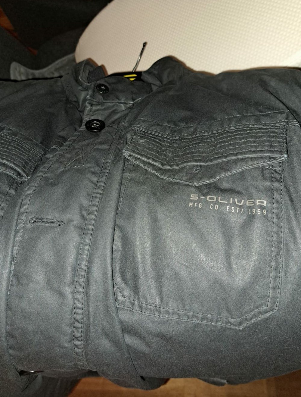 schwarze Jacke von s.Oliver