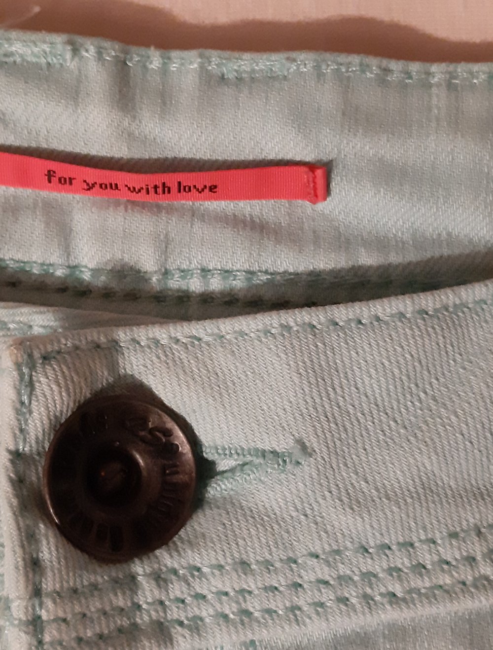 mintfarbene Jeansshort von QS by s.Oliver