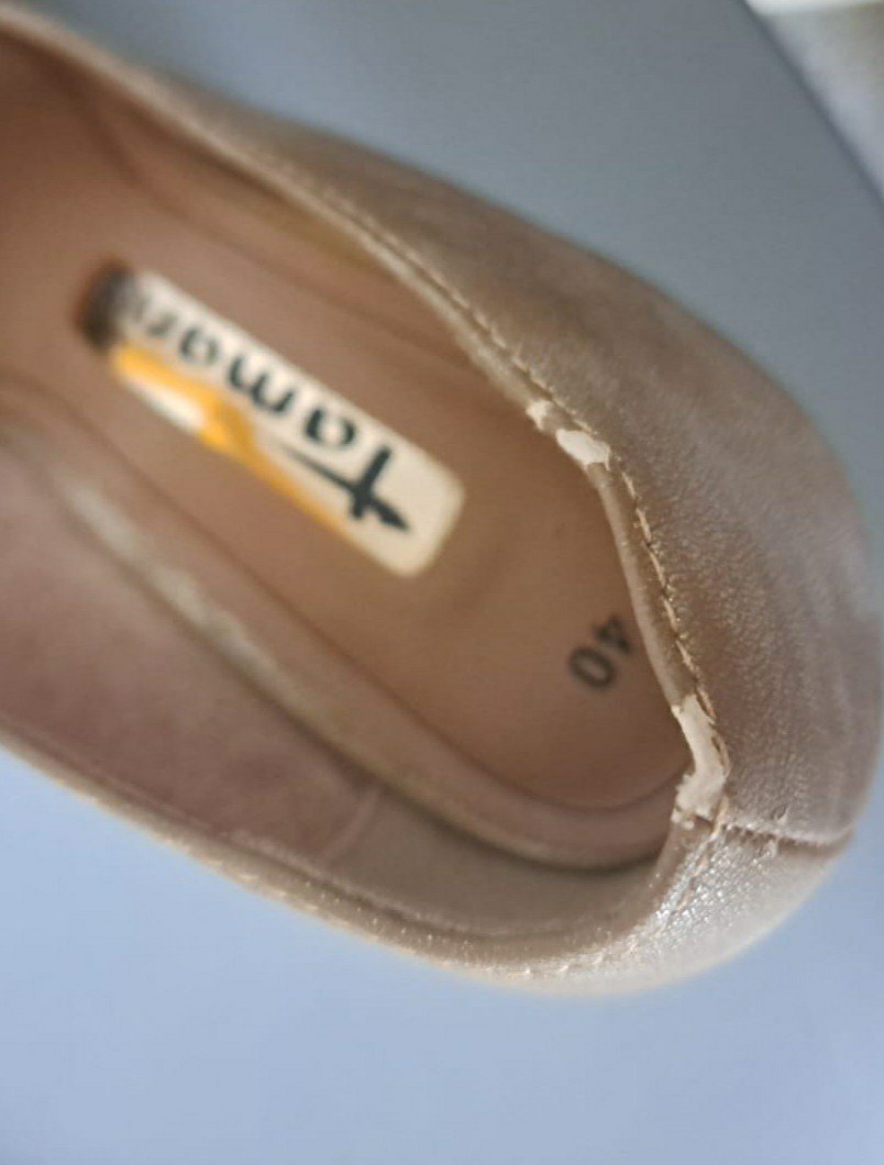 grau-goldene Pumps von Tamaris