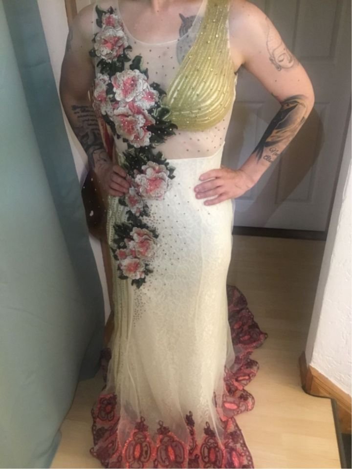 Abendkleid,Ballkleid,teilweise transparent 