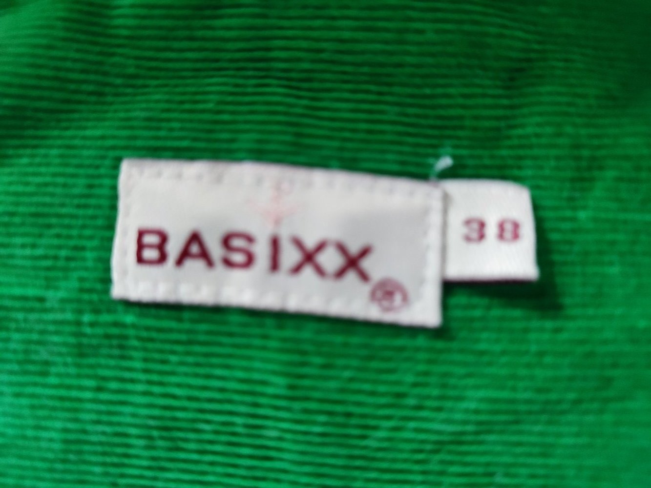 Grüne Bluse aus leichtem Cordstoff