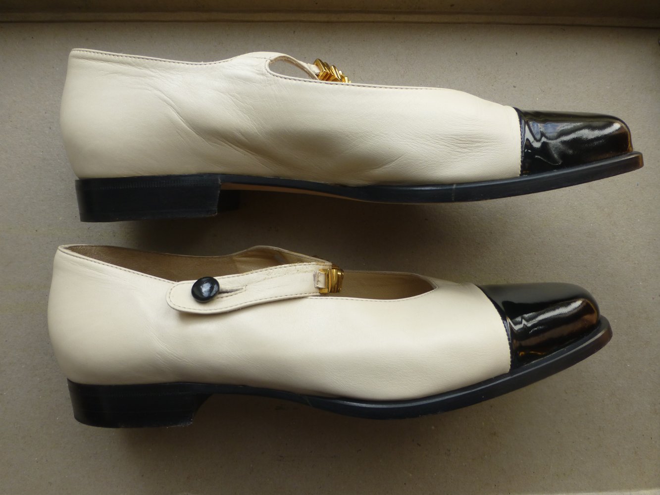 Damen-Schuhe Moschino Gr. 37
