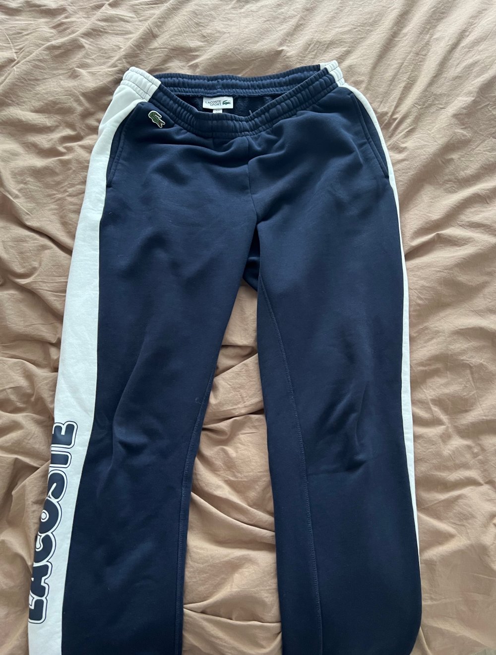 Lacoste Jogginghose