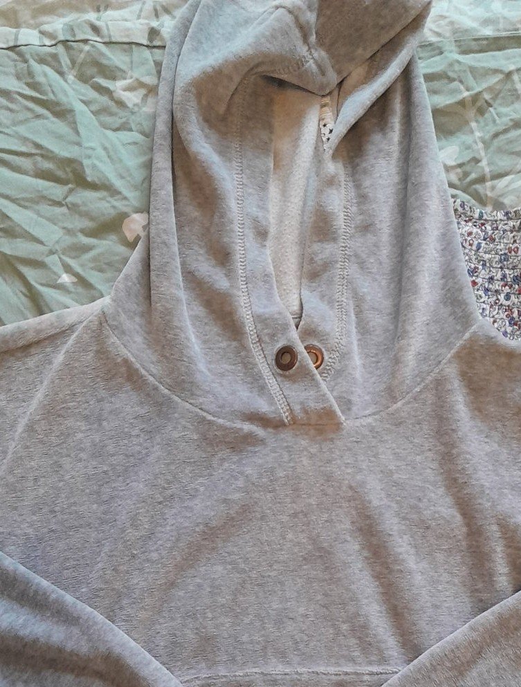 crop pullover