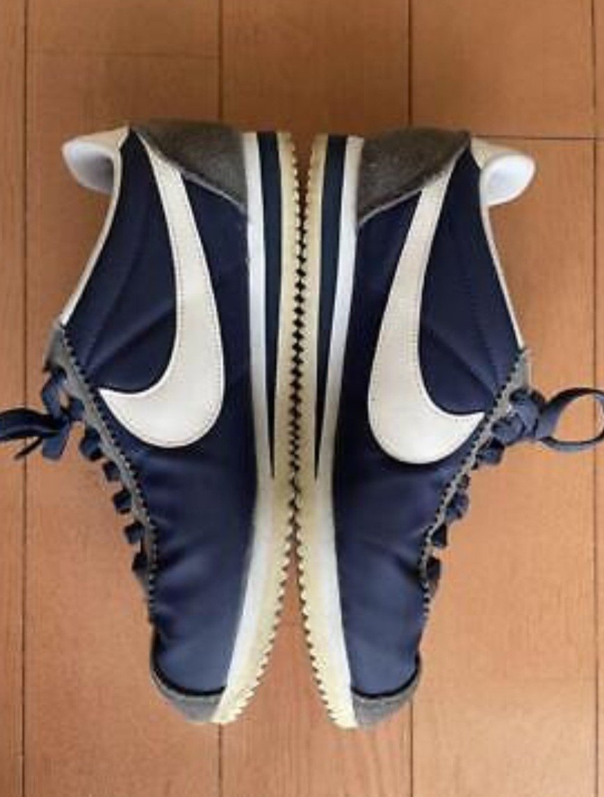 Nike Sneaker