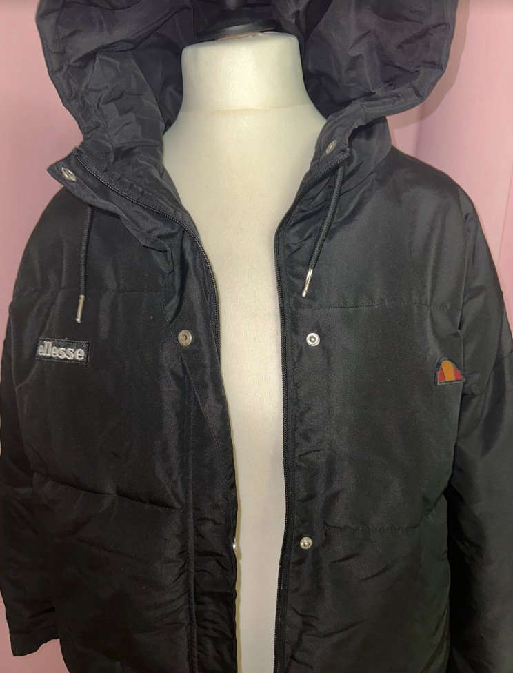 Ellesse Pejo Winterjacke schwarz, Größe 42