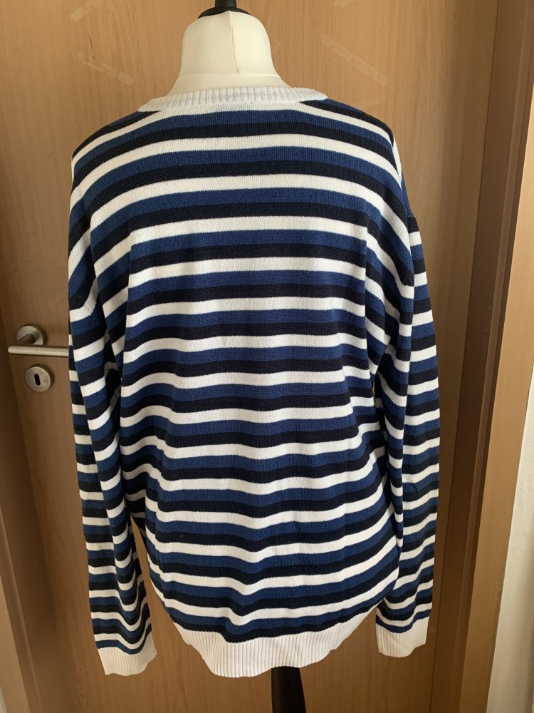 Herrenpullover blau/weiß gestreift, XXL