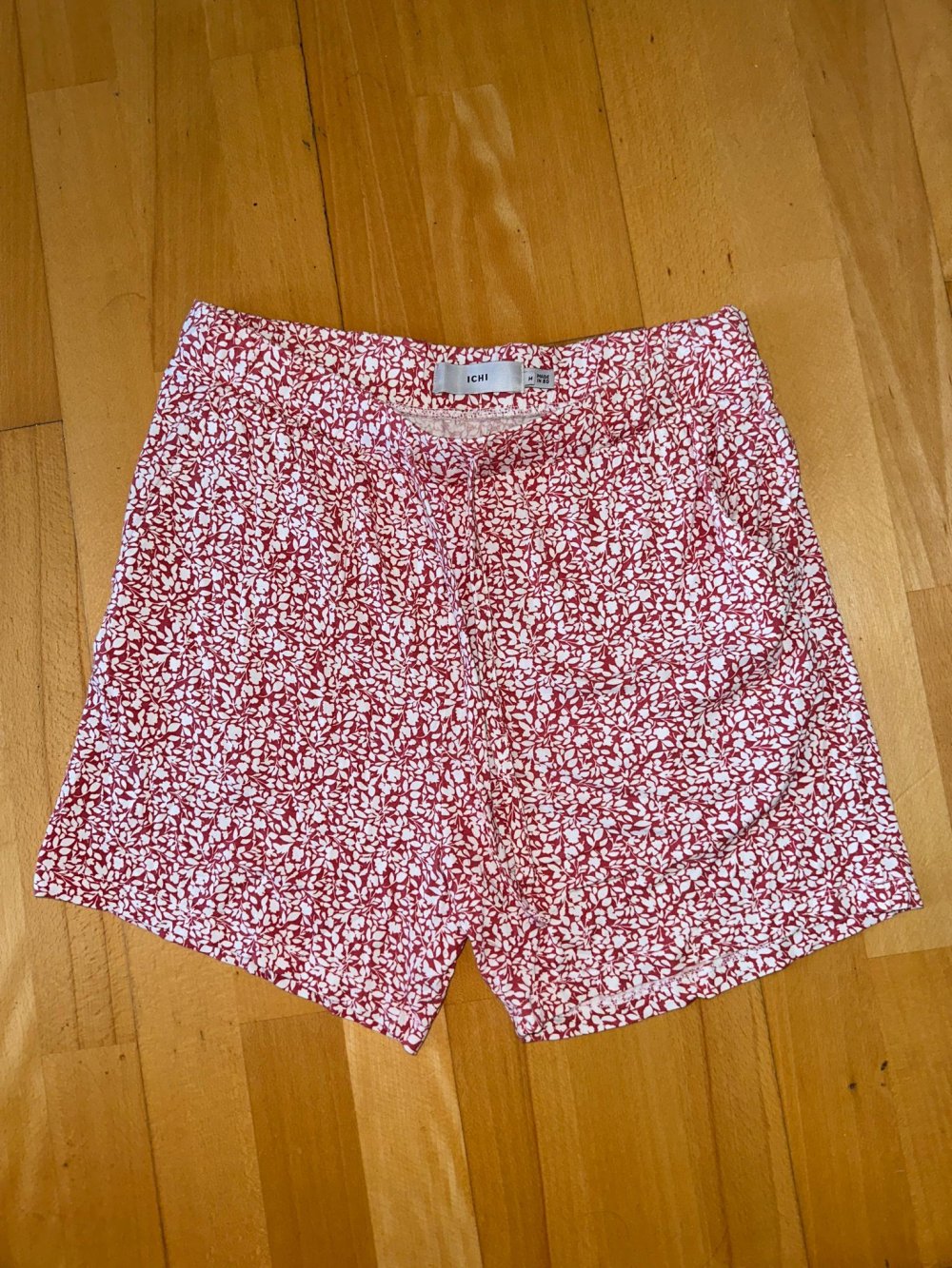 Kurze Hose / Short zum Schnüren, Größe M