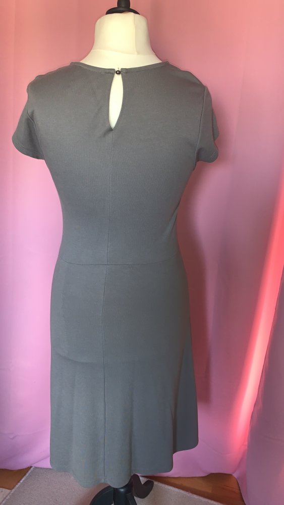 Manguum Kleid, grau