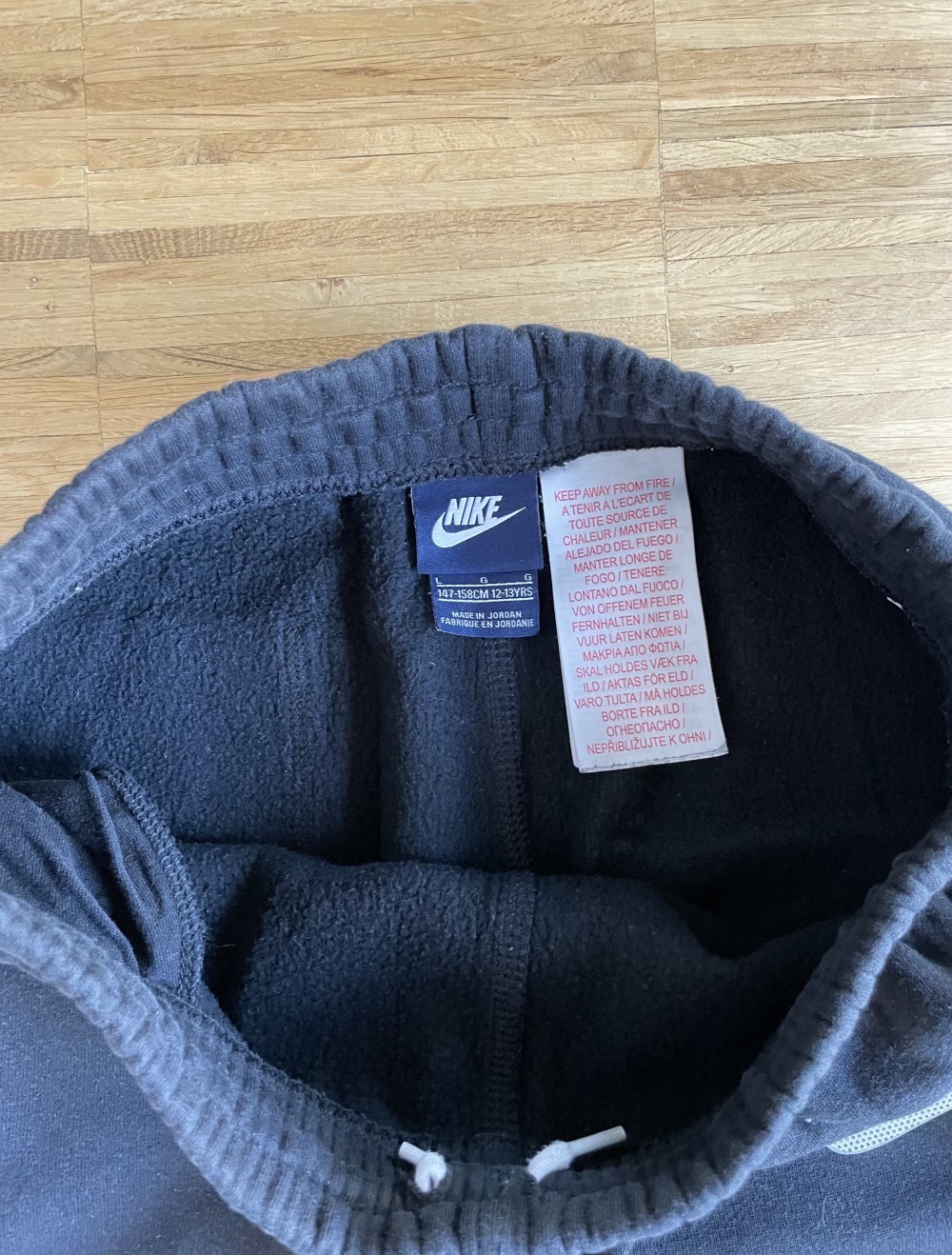 DEZENTE SCHWARZE NIKE JOGGINGHOSE FÜR KINDER