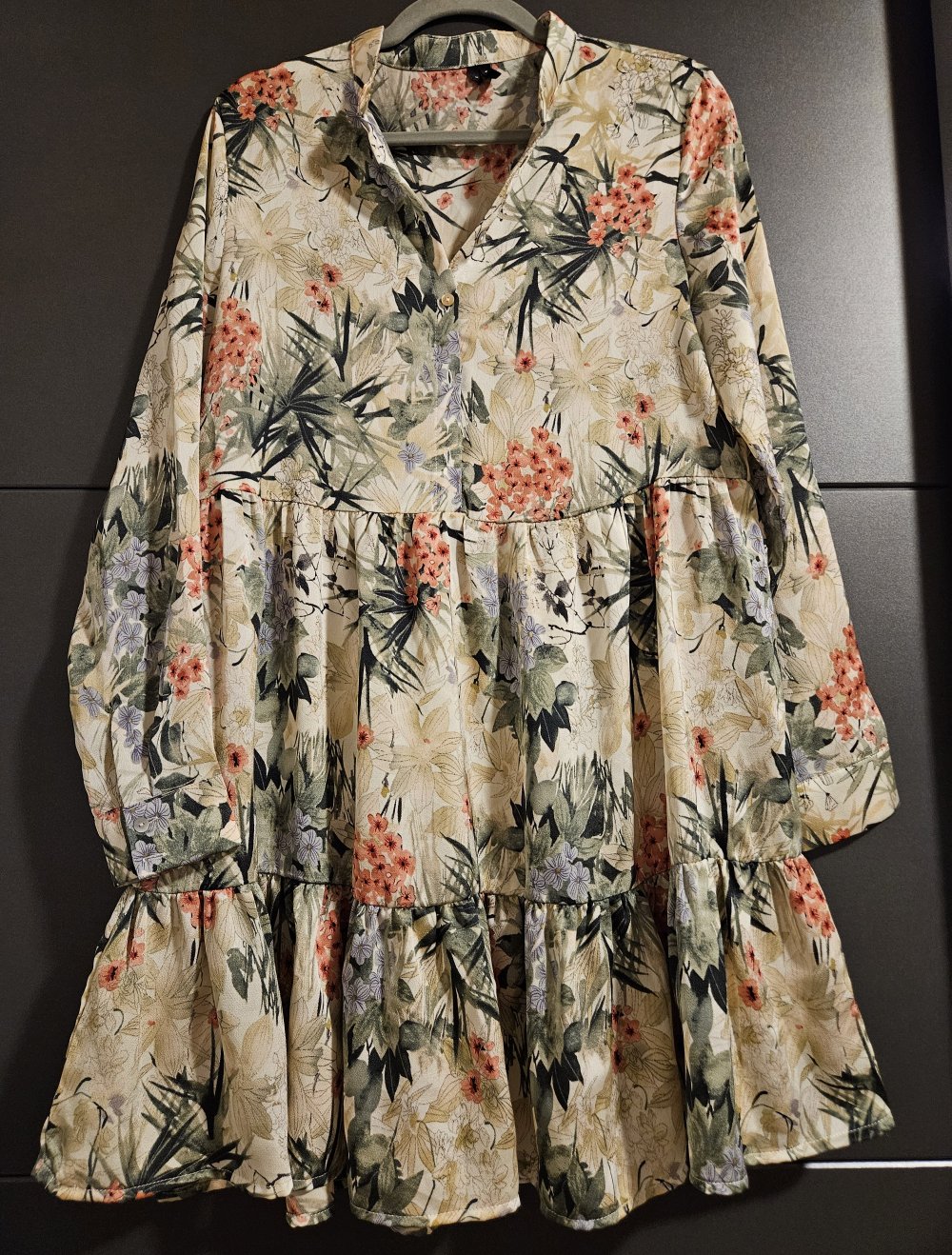 Stylisches Kleid, Größe M