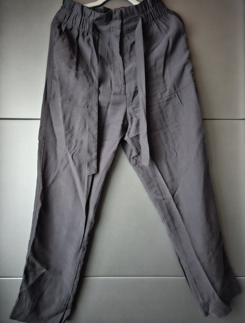 Stylische Hose von H&M, Größe 40,schwarz